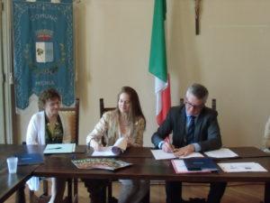 Firma convenzione Meina